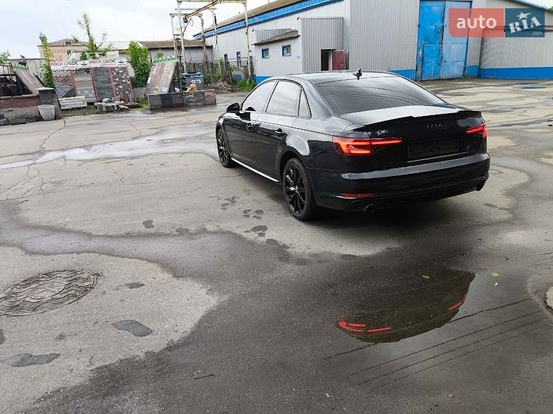 Седан Audi A4 2018 в Сумах