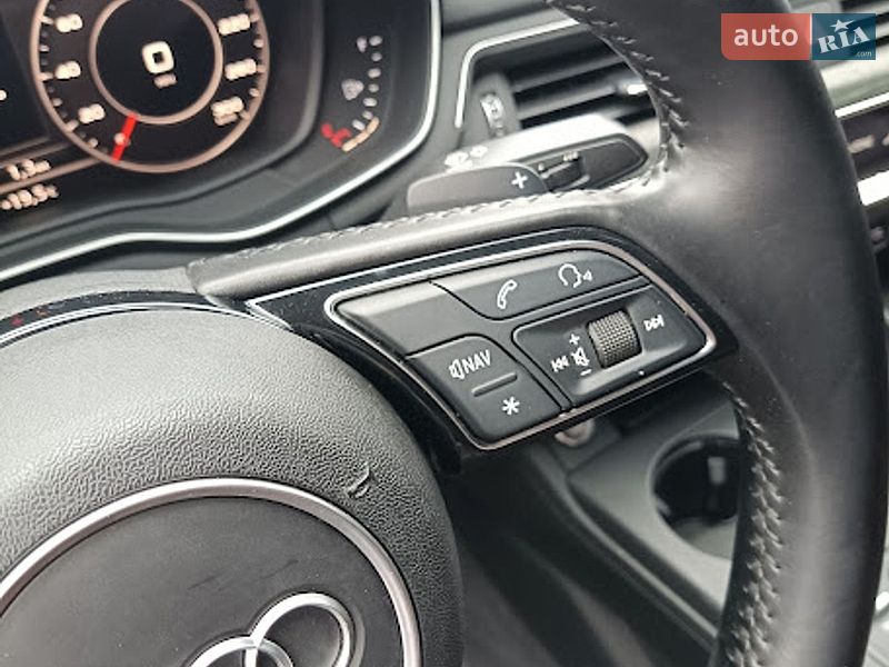 Седан Audi A4 2018 в Сумах