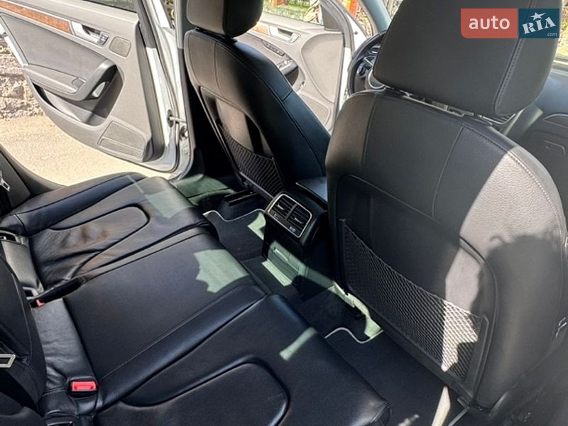 Седан Audi A4 2015 в Калинівці