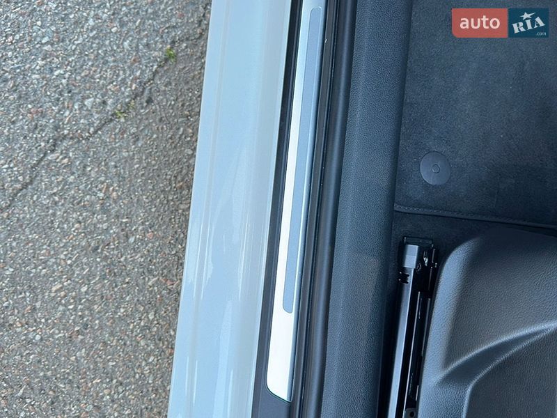 Седан Audi A4 2022 в Одессе
