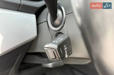 Седан Audi A4 2016 в Львові