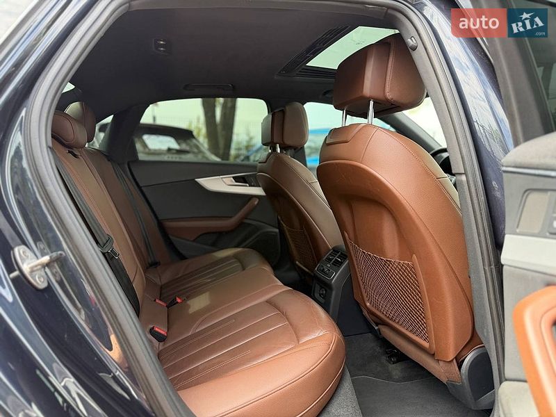 Седан Audi A4 2016 в Львові