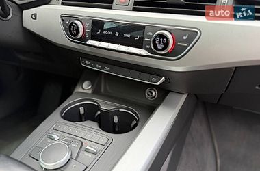 Седан Audi A4 2016 в Львові