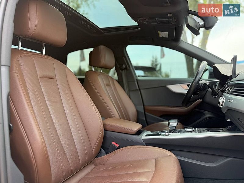 Седан Audi A4 2016 в Львове