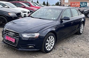 Седан Audi A4 2012 в Луцке