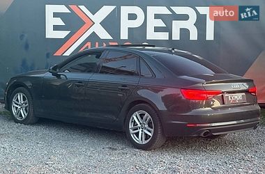 Седан Audi A4 2016 в Львове
