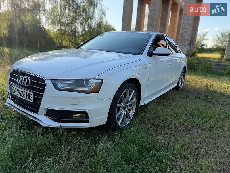Седан Audi A4 2013 в Олександрії