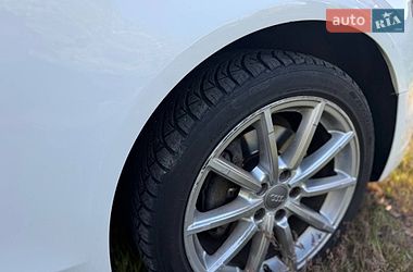 Седан Audi A4 2013 в Олександрії