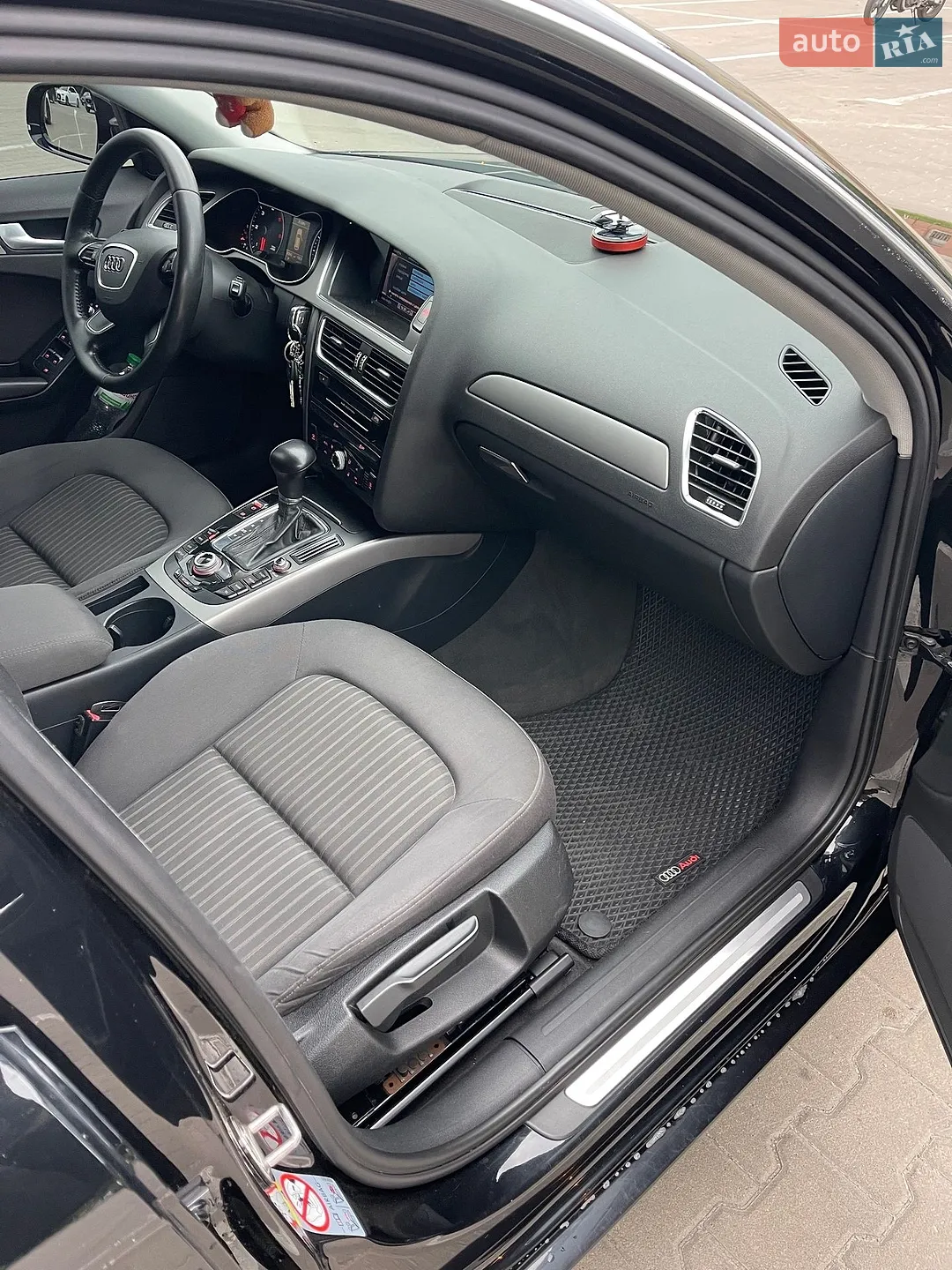 2012 Audi A4 - мініатюра 10