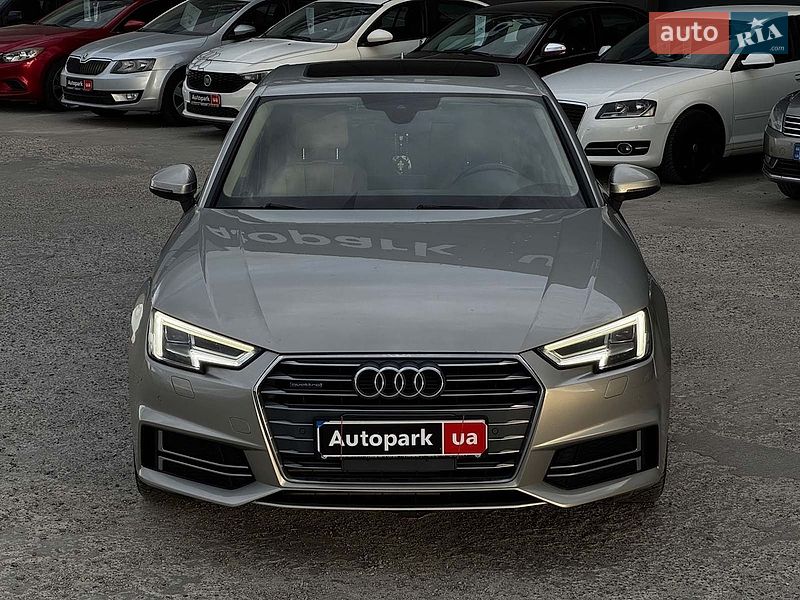 Седан Audi A4 2016 в Львове