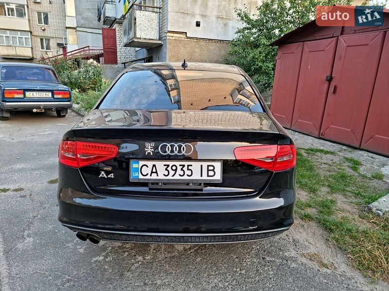 Седан Audi A4 2014 в Киеве