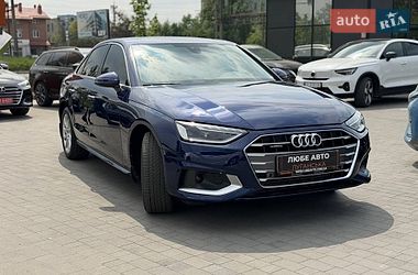 Седан Audi A4 2021 в Львове