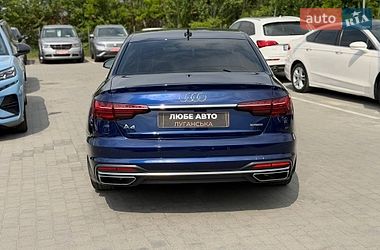 Седан Audi A4 2021 в Львове