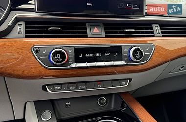 Седан Audi A4 2021 в Львове