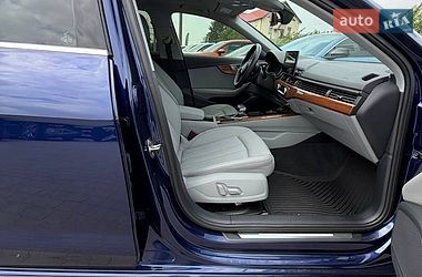 Седан Audi A4 2021 в Львове