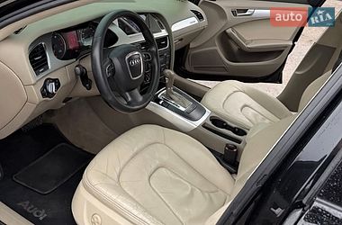 Седан Audi A4 2012 в Днепре