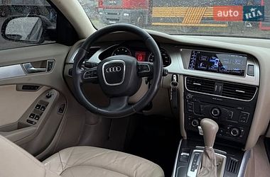 Седан Audi A4 2012 в Днепре