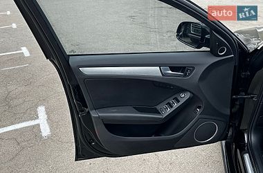 Седан Audi A4 2016 в Луцьку