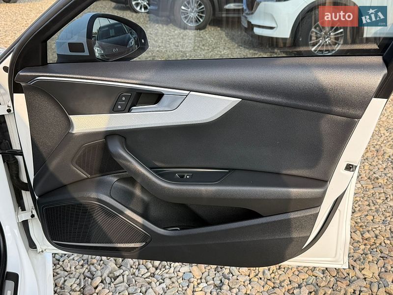 Седан Audi A4 2015 в Стрию фото 35 Седан Audi A4 2015 в Стрию