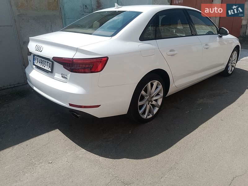 Седан Audi A4 2016 в Києві