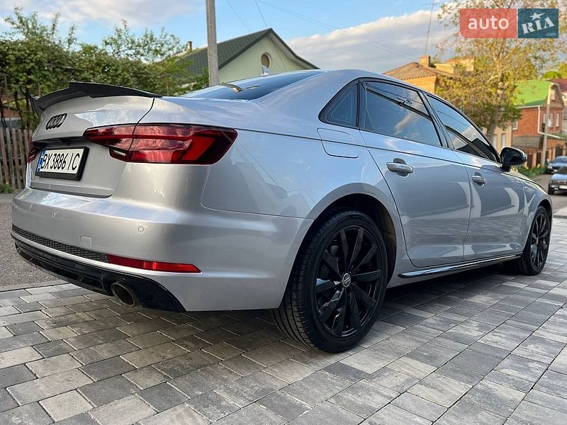 Седан Audi A4 2017 в Хмельницком