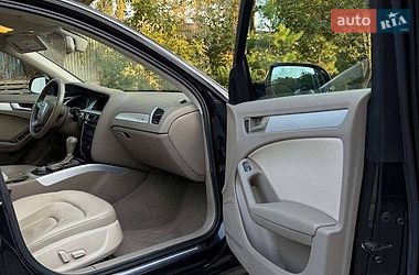 Седан Audi A4 2010 в Полтаве