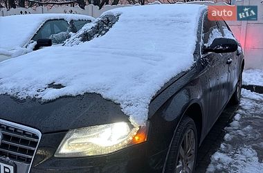 Седан Audi A4 2010 в Полтаве
