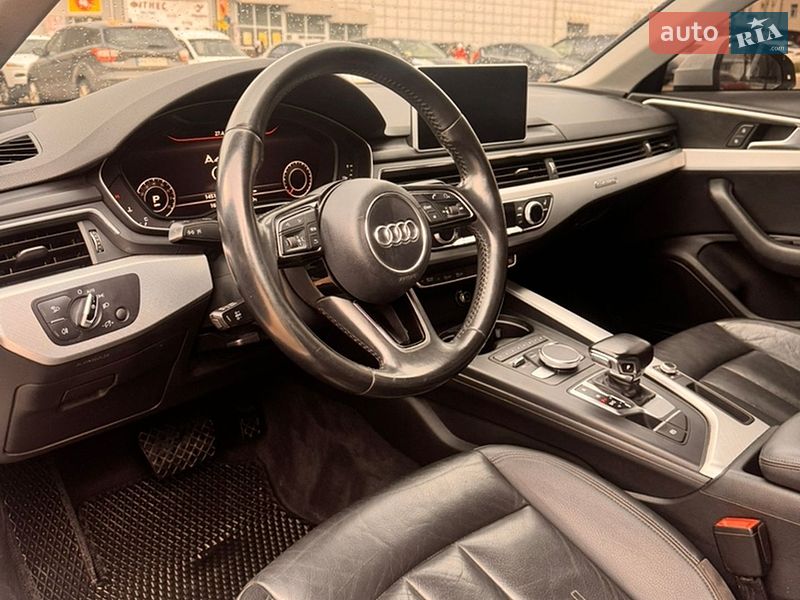 Седан Audi A4 2016 в Харькове