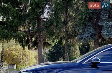 Седан Audi A4 2023 в Киеве