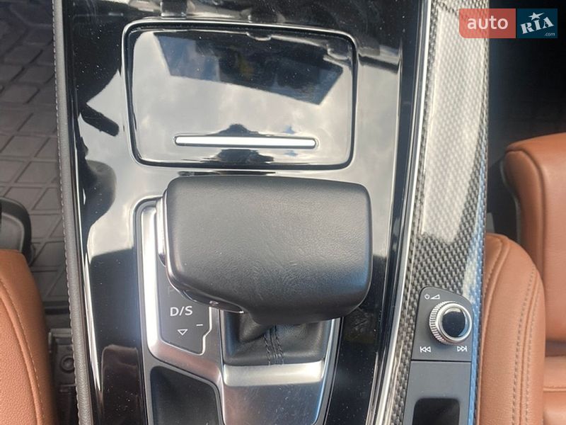 Универсал Audi A4 2020 в Хмельницком