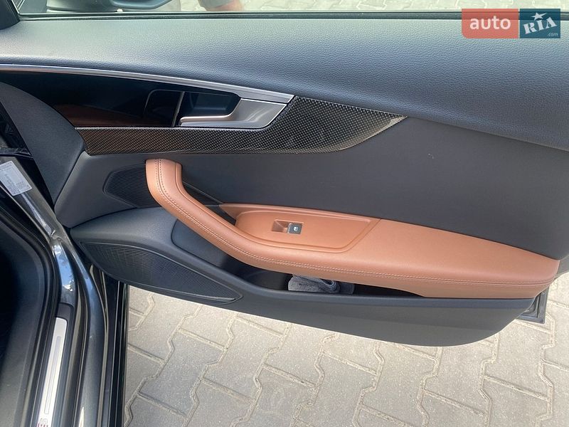 Универсал Audi A4 2020 в Хмельницком