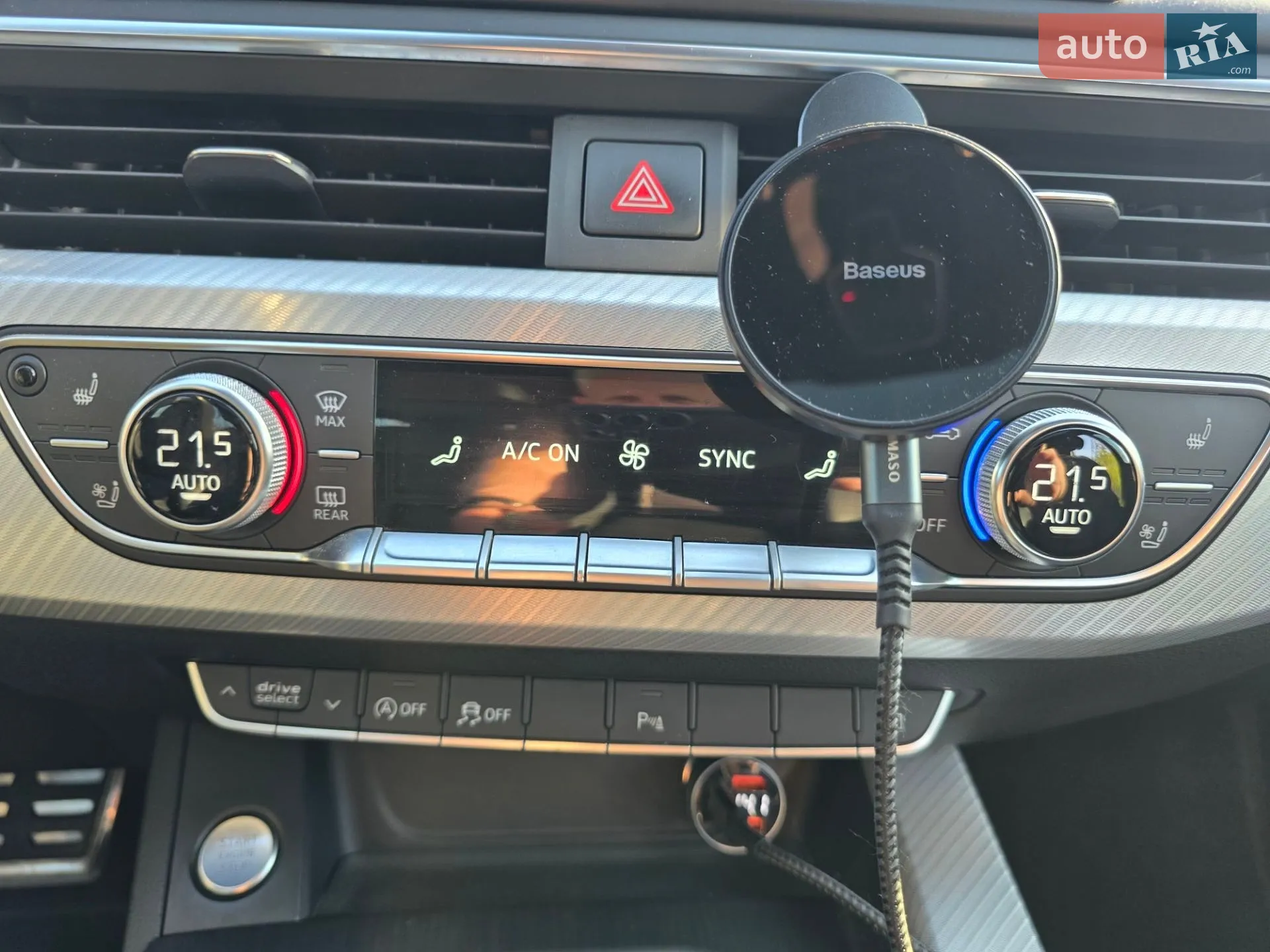 2016 Audi A4 - мініатюра 24