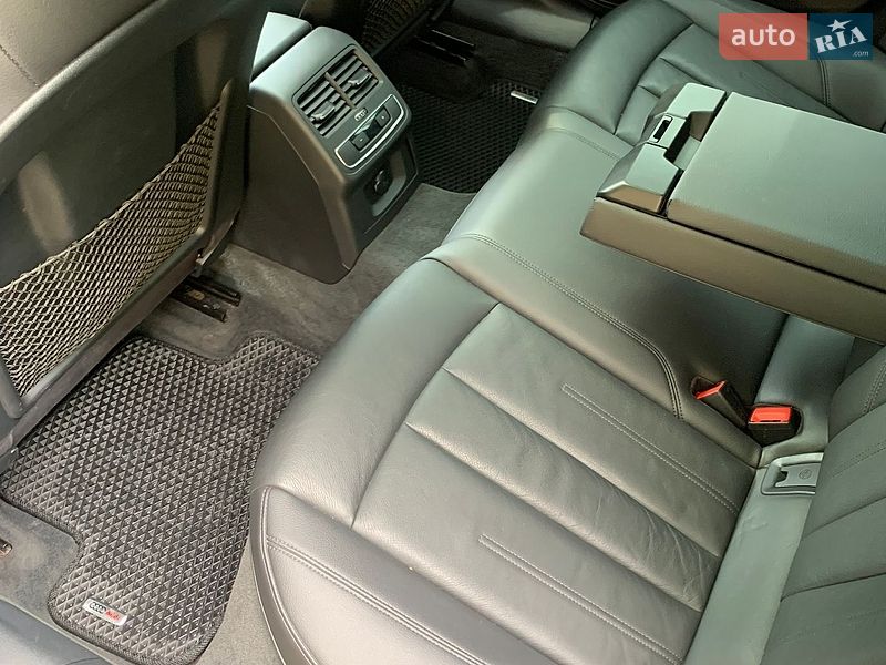 Седан Audi A4 2016 в Ірпені