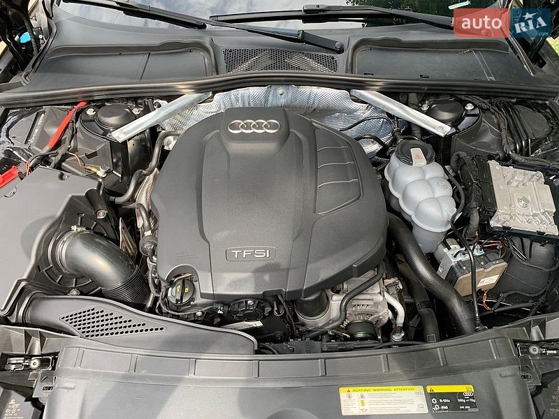 Седан Audi A4 2016 в Ірпені