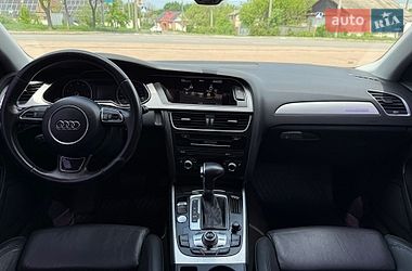 Седан Audi A4 2013 в Житомирі