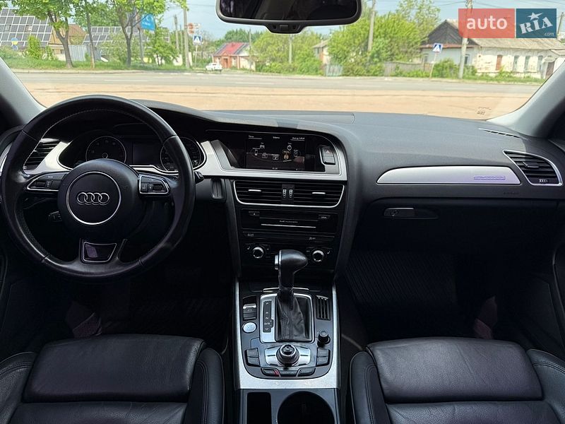 Седан Audi A4 2013 в Житомирі