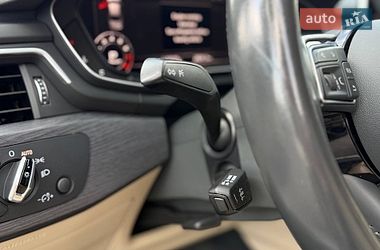 Седан Audi A4 2016 в Львове