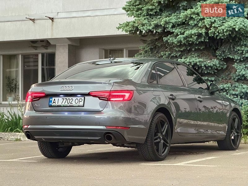 Седан Audi A4 2016 в Киеве
