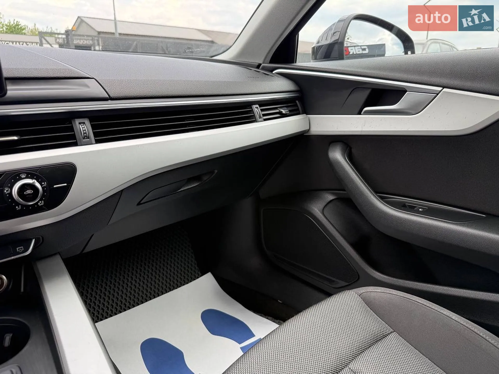 2016 Audi A4 - мініатюра 38