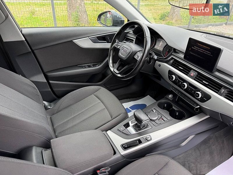 Универсал Audi A4 2016 в Стрые