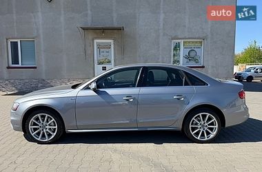 Седан Audi A4 2014 в Луцке
