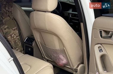 Седан Audi A4 2011 в Ирпене