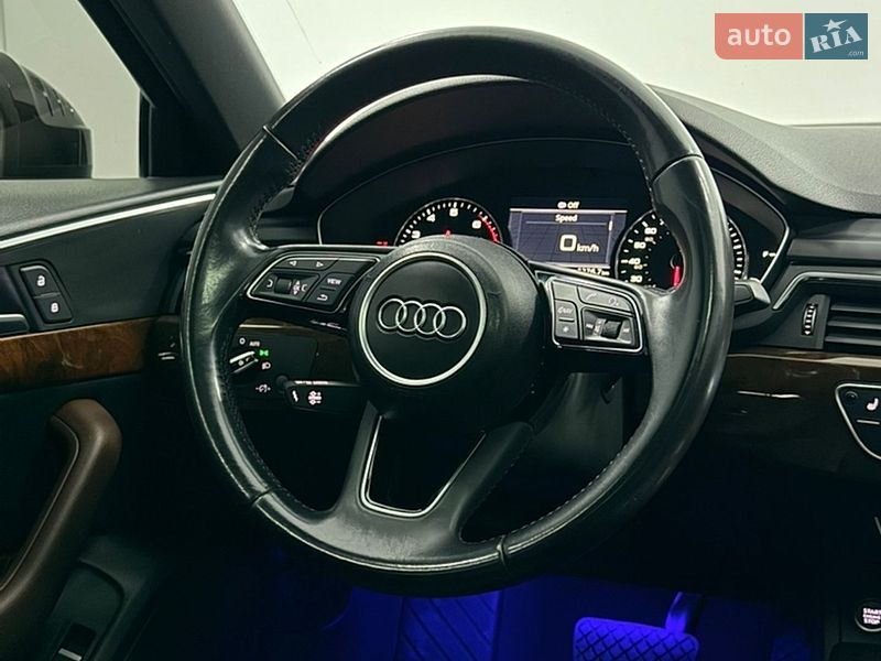 Седан Audi A4 2016 в Одессе