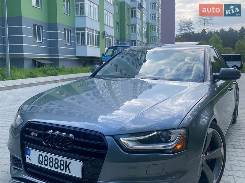 Седан Audi A4 2014 в Новояворовске фото Седан Audi A4 2014 в Новояворовске