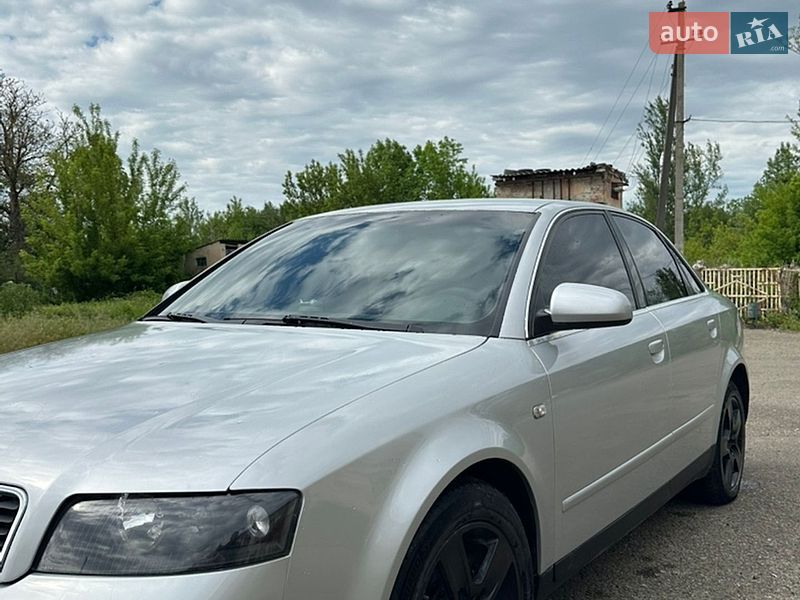 Седан Audi A4 2000 в Львові