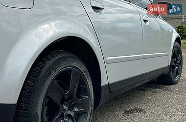 Седан Audi A4 2000 в Львові