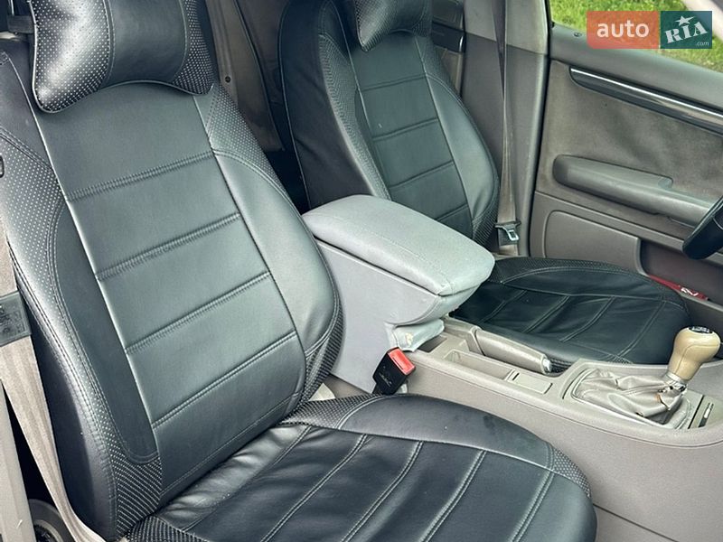 Седан Audi A4 2000 в Львові
