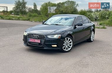 Седан Audi A4 2013 в Львові