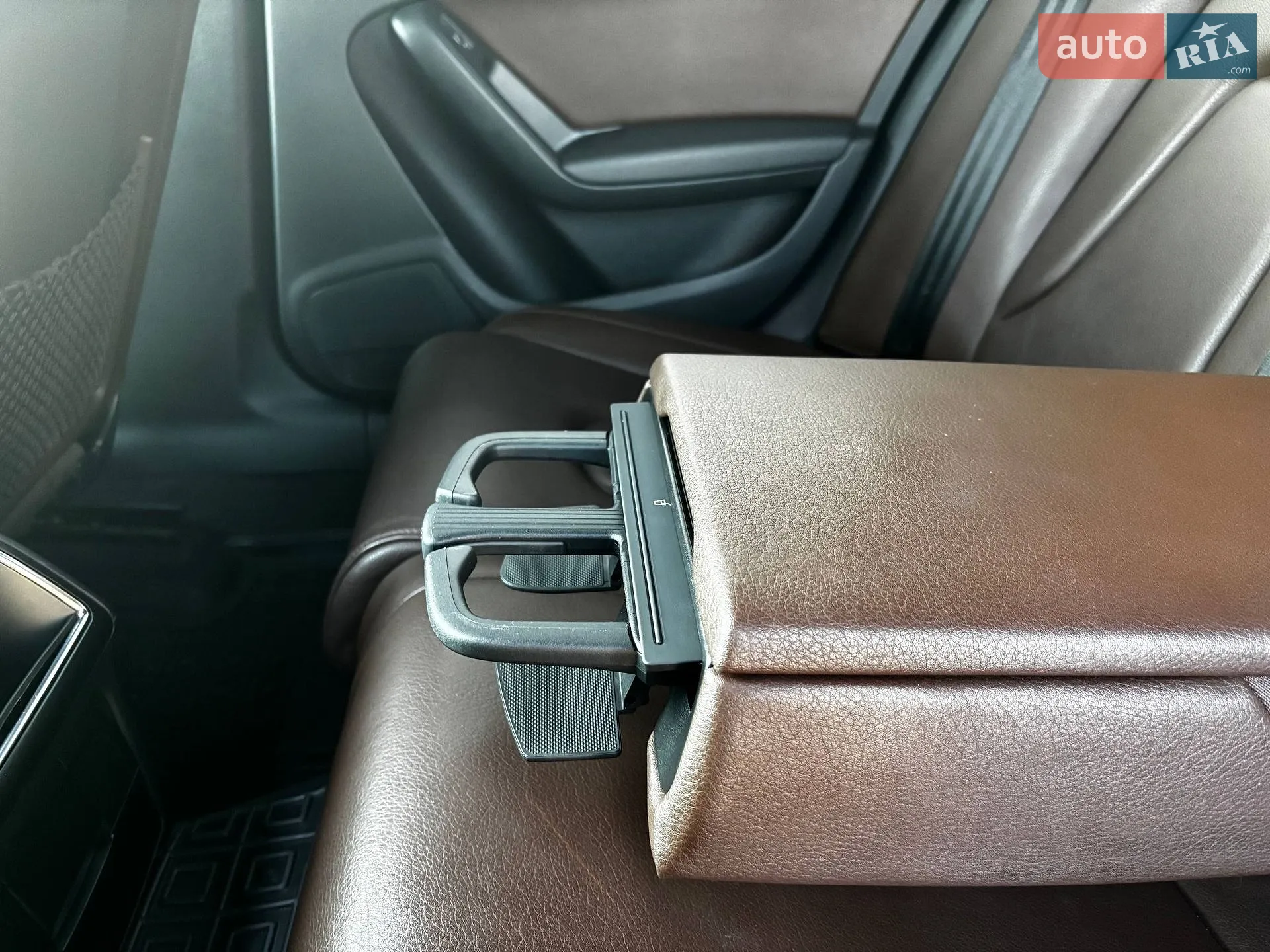 2012 Audi A4 - мініатюра 23