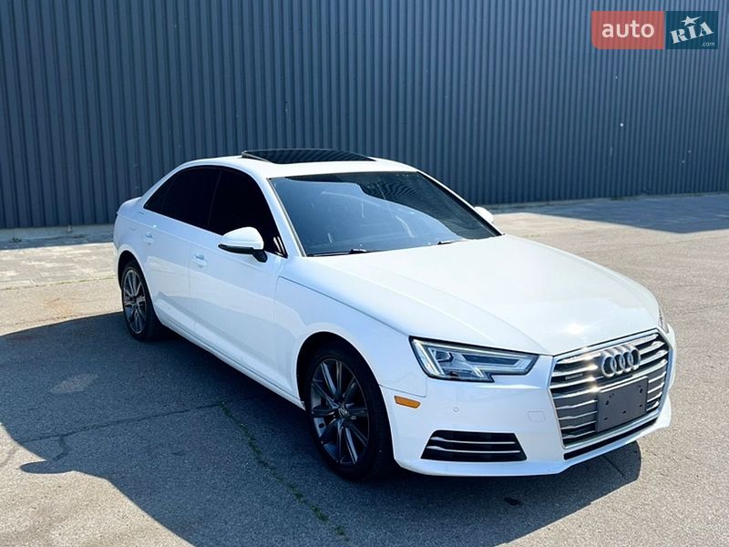 Седан Audi A4 2016 в Харкові